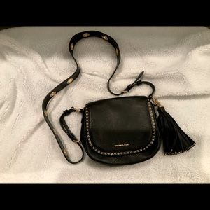 Micheal Kors purse in good condition